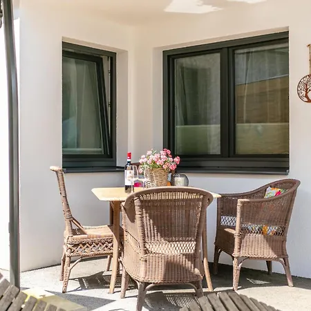 Ralser * 호프가르텐 임 브릭젠탈